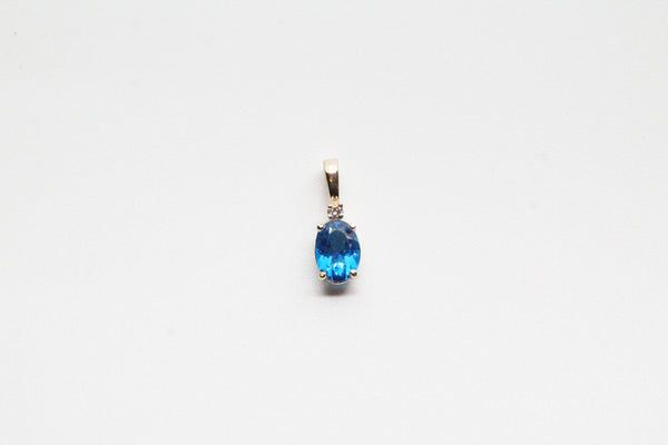 Yellow Gold Glacier Blue Topaz Pendant