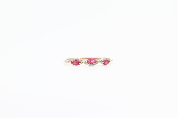 Yellow Gold Wavy Ruby Ring