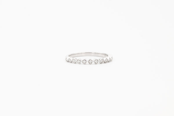 White Gold Diamond Band with Diamond Shapes Design