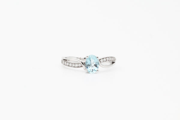 White Gold Oval Aquamarine and Diamond Twisted Band Ring
