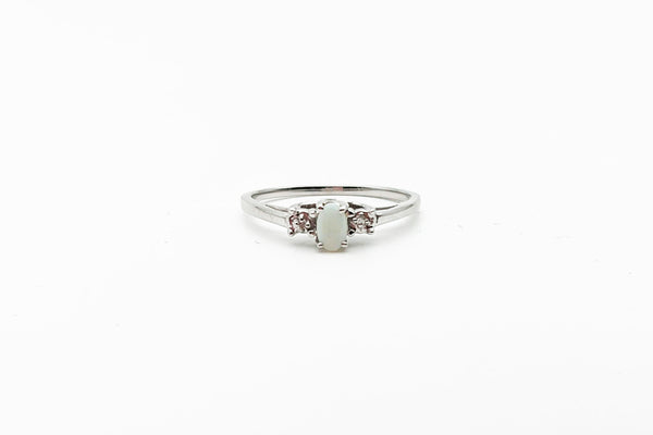 White Gold Ring with Opal and Diamonds