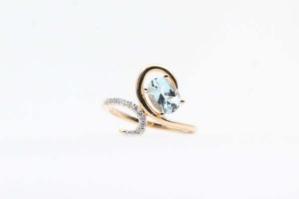 Yellow Gold Aquamarine and Diamond Freeform Ring