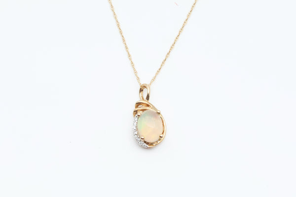 Yellow Gold Ethiopian Opal Knot Necklace