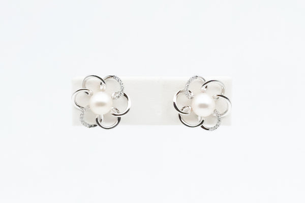 White Gold Pearl Flower Earrings