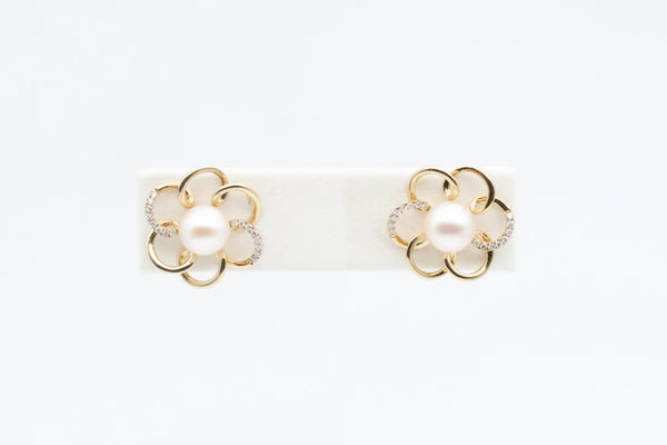 Yellow Gold Pearl Flower Earrings