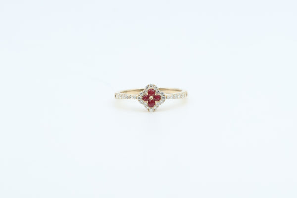 Yellow Gold Ruby Clover Ring