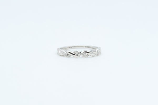 White Gold Twist Band