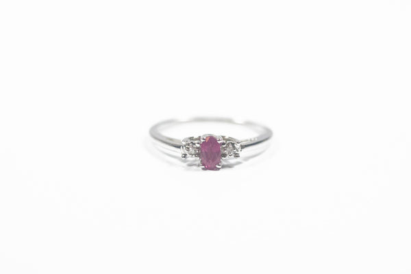 White Gold Ring with Ruby and Diamonds